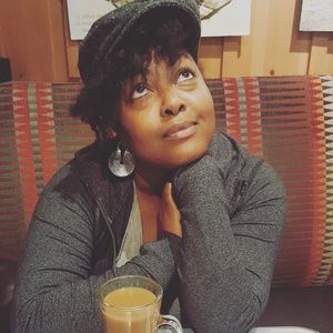 Meet your Posher, Ebony